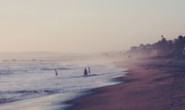 为什么 npm 安装的 three 默认不是 UMD 版本